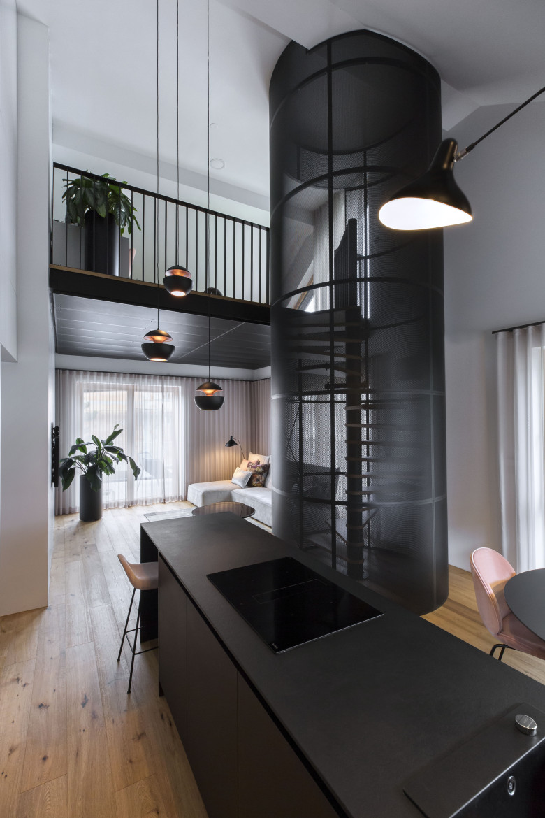 tower-power-living-area-and-black-curved-partition